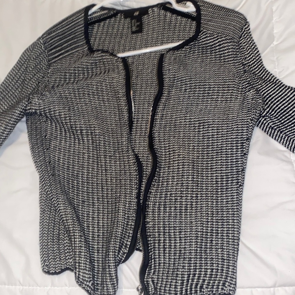 H&M sweater
